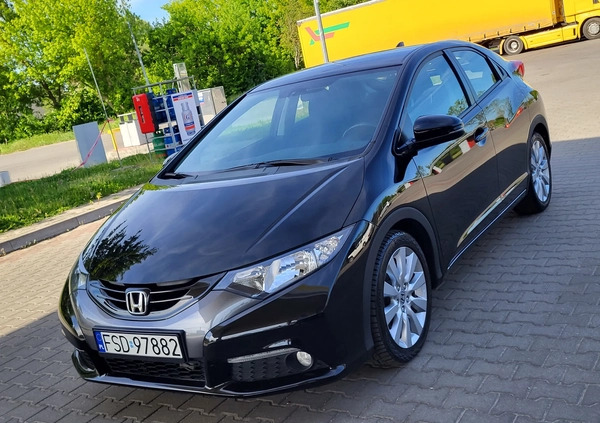 Honda Civic cena 39999 przebieg: 129832, rok produkcji 2012 z Drezdenko małe 781